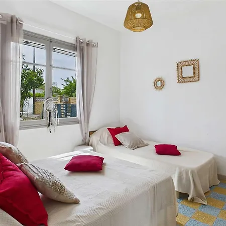 Rdc 5 Pers Avec Grande Terrasse Sud, Proche Marche, Animaux Admis - - Fr-1-326-712 Marseillan (Herault)